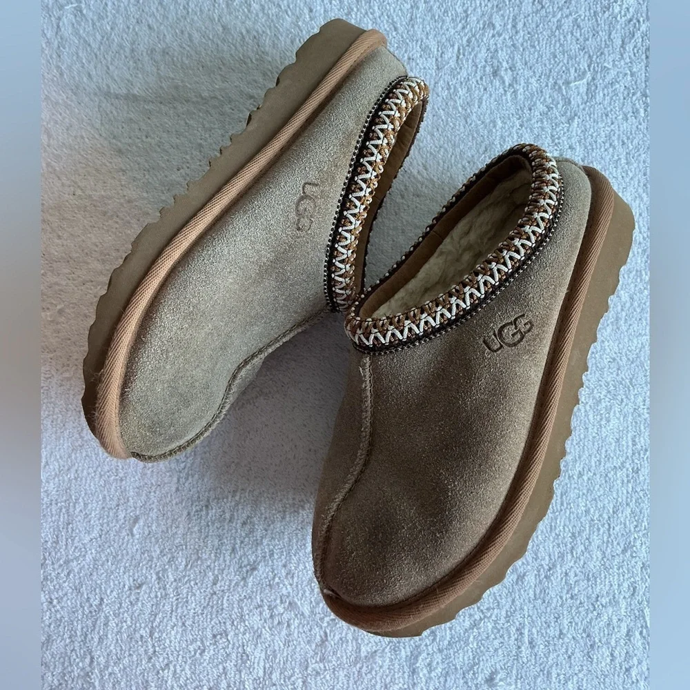 UGG Kids Tan and Brown Slippers